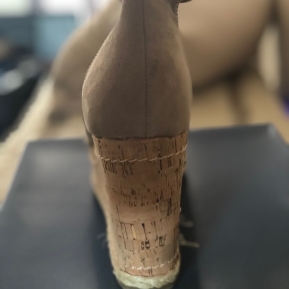 New w/o box, Wedge Heels Julianna Cork, Size 11 - Picture 4 of 4